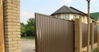 Купить откатные ворота из профнастила Куйбышев, цена от 1764 руб.